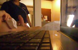 XXX Loura os melhores vídeos de sexo pornô minúscula, cheia de um creampie com fuga.